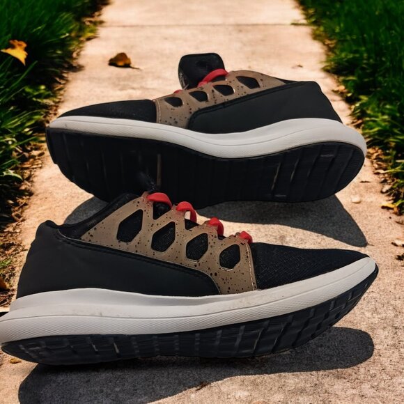 Reebok Driftium Ride 2.0 Women’s Running Shoes – Black, Size 8, Fuel Foam 👟🔥 - Picture 10 of 14